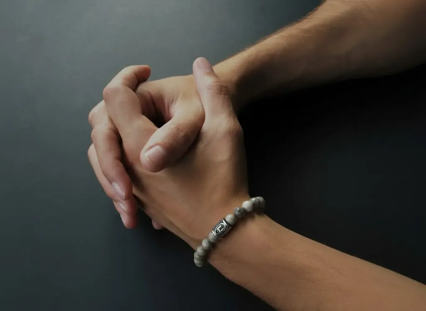 Preview: Runenarmband Ehwaz