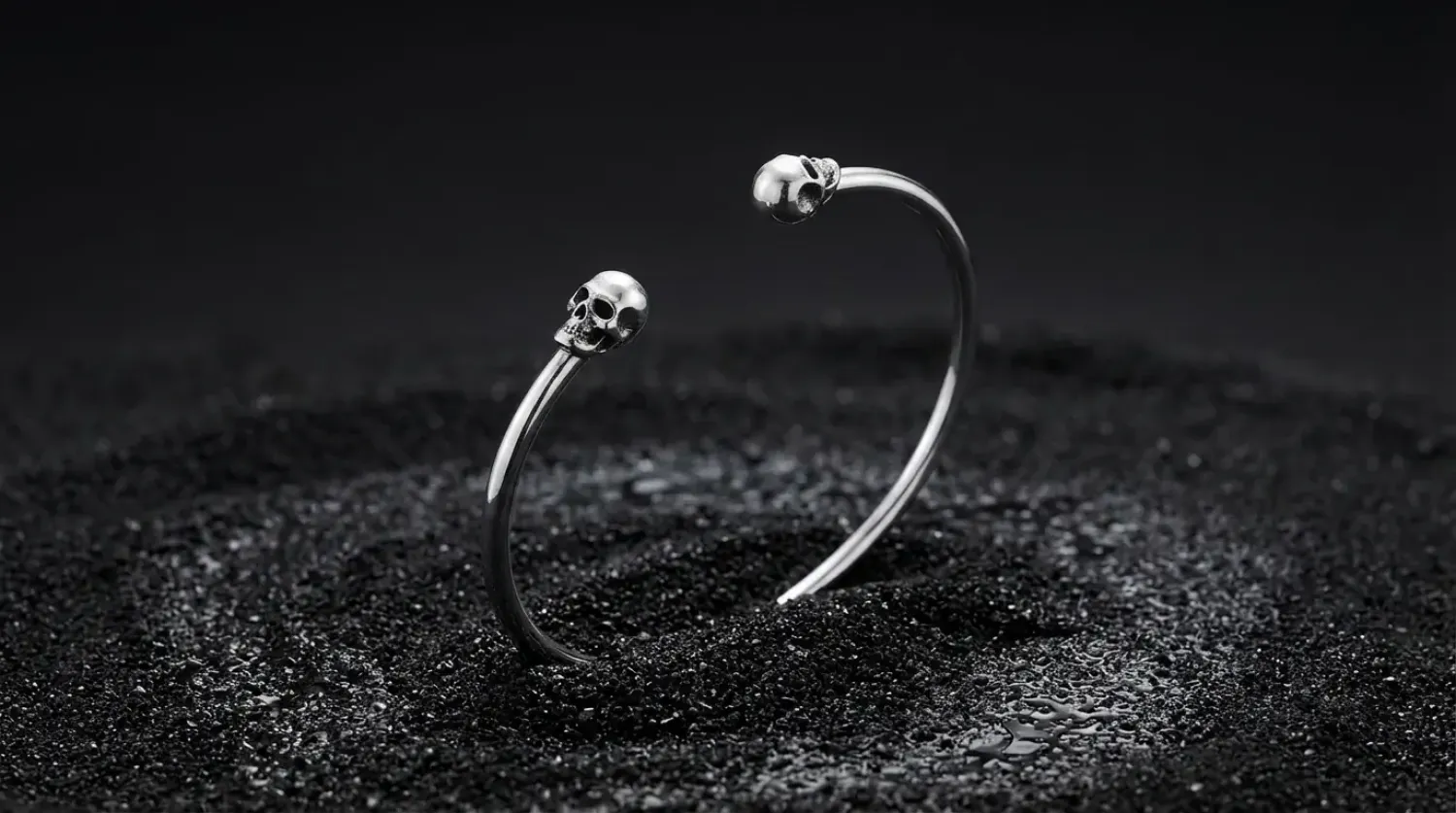 Preview: Armreif Viska Totenkopf Sterling Silber
