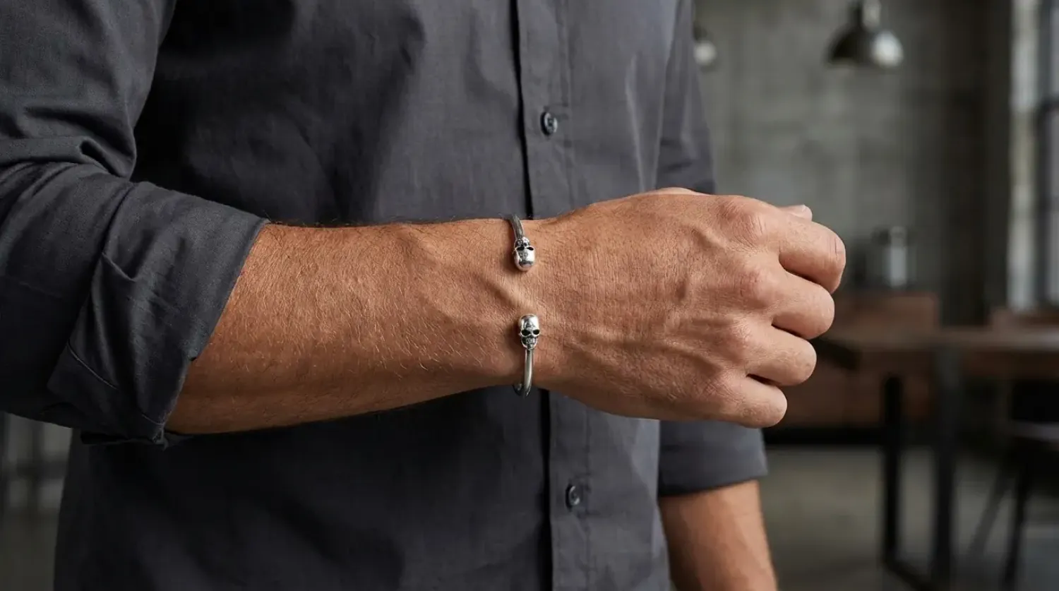 Preview: Armreif Viska Totenkopf Sterling Silber